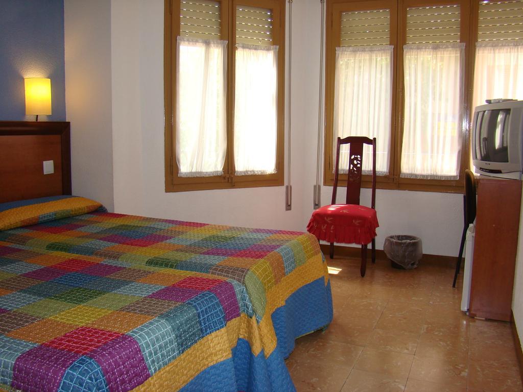 Hostal Platja Cambrils Exterior photo